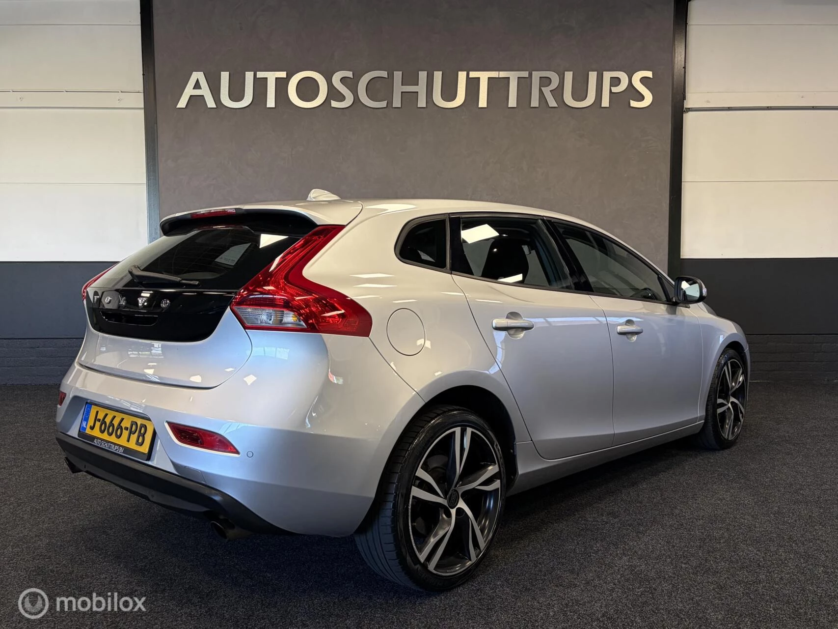 Hoofdafbeelding Volvo V40