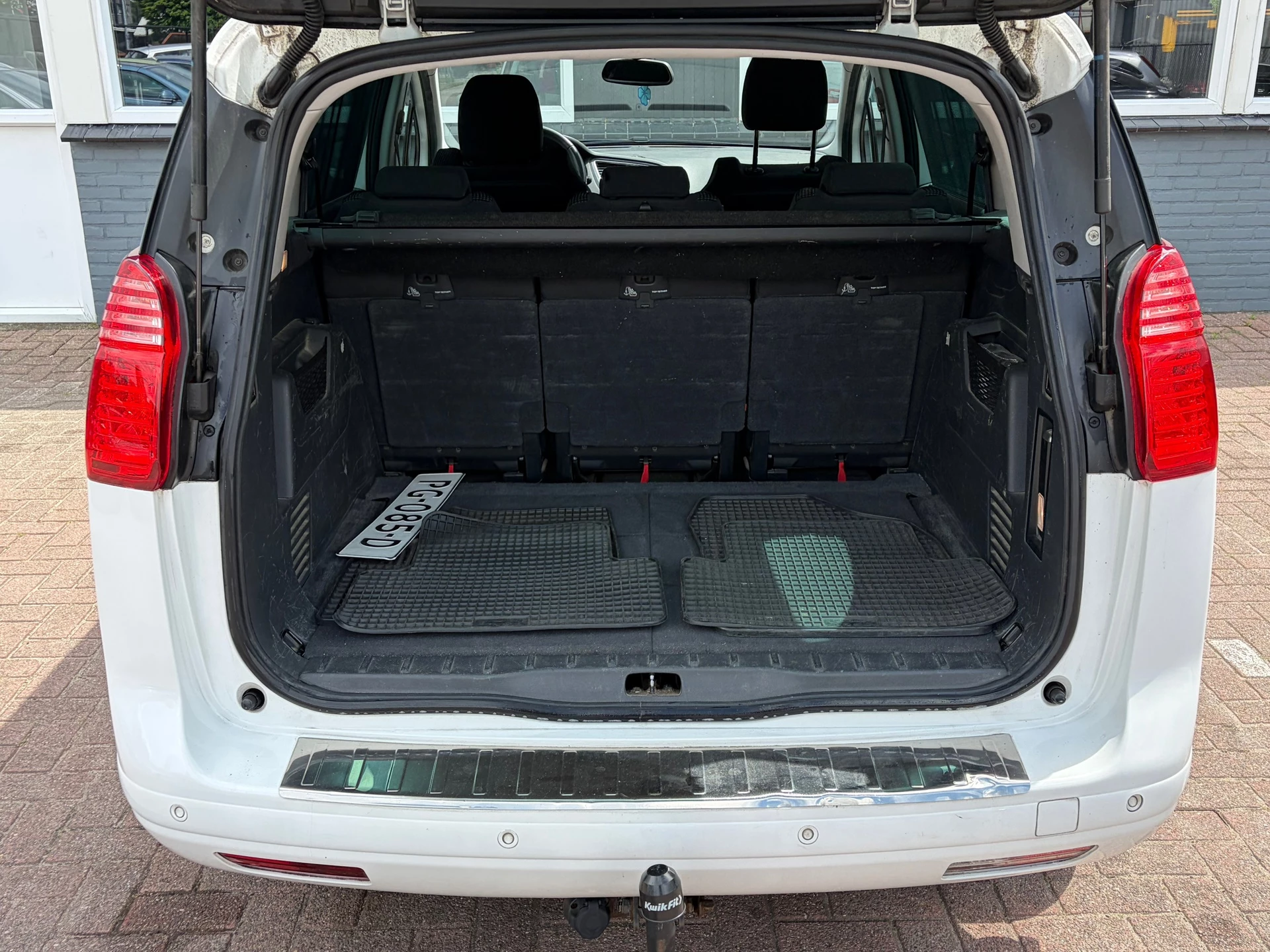 Hoofdafbeelding Peugeot 5008