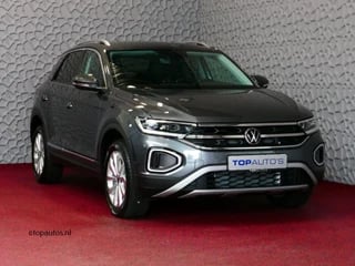 Volkswagen T-Roc 1.5 TSI 150PK STYLE PLUS ALCANTARA IQ. ELEK.KLEP ADAP.CRUISE VIR.COCKPIT CAMERA STOEL/STUUR VERW. 17''LMV 08/2023 70 BIJNA NIEUWE VOLKSWAGEN'S UIT VOORRAAD LEVERBAAR