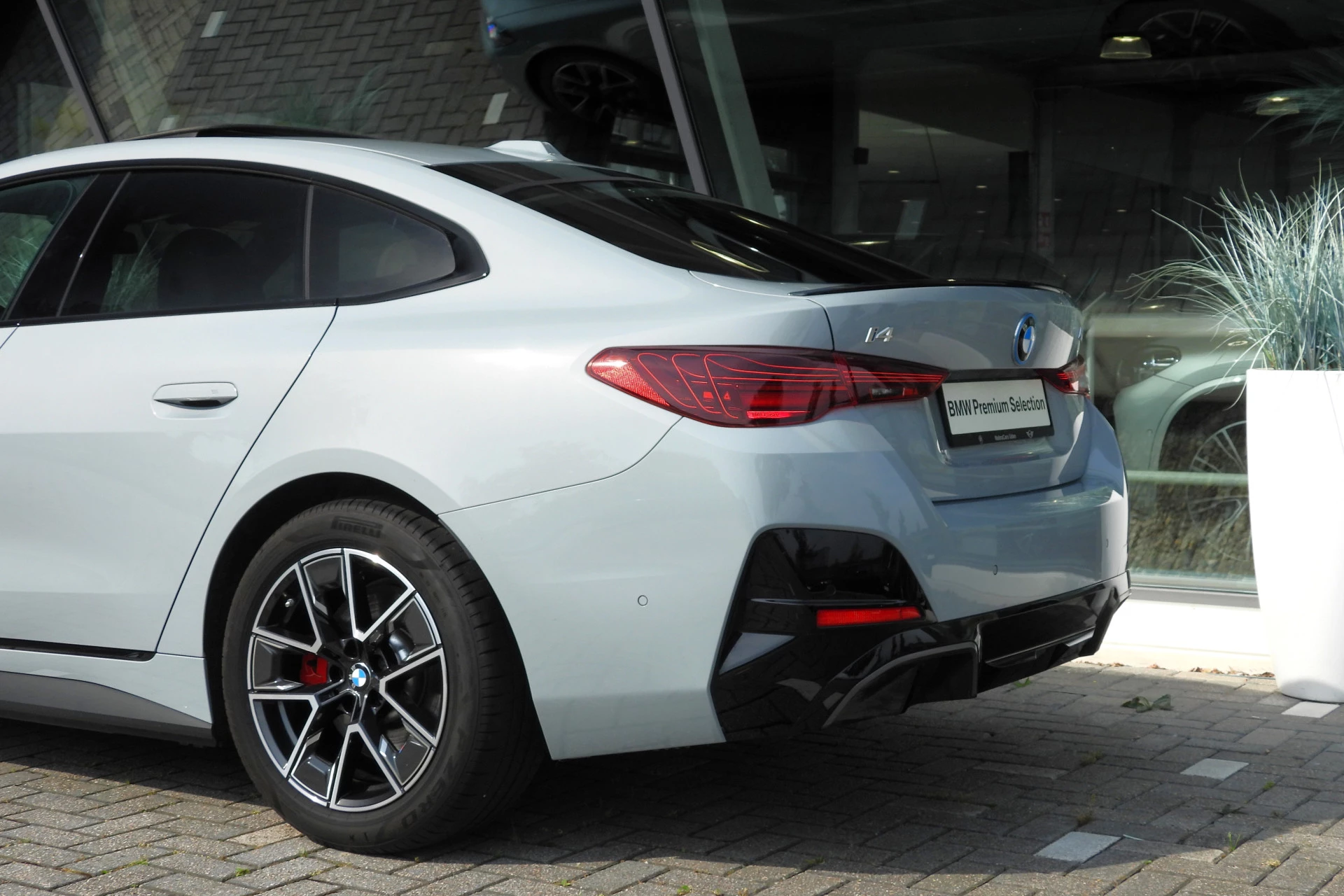 Hoofdafbeelding BMW i4
