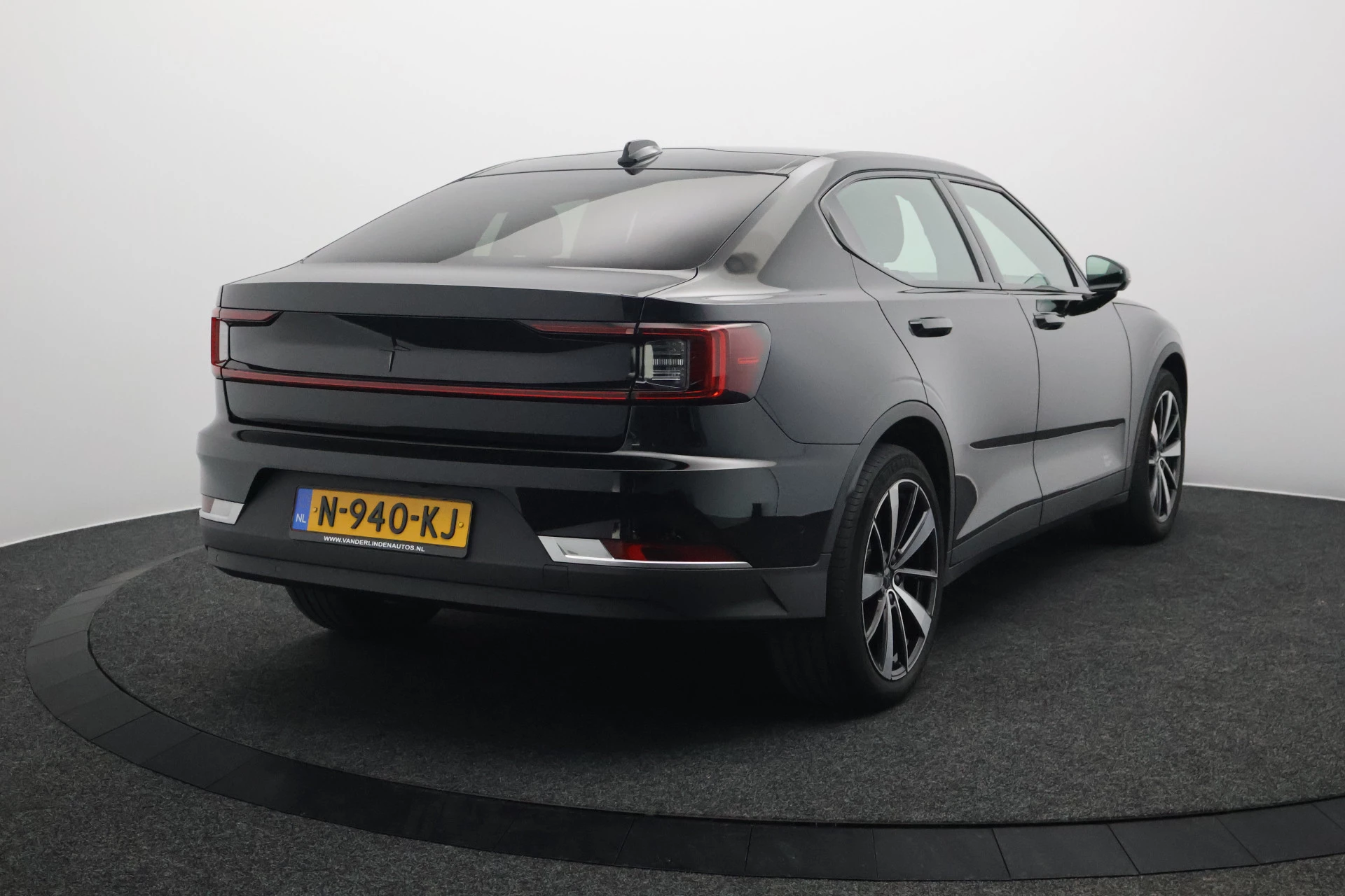 Hoofdafbeelding Polestar 2