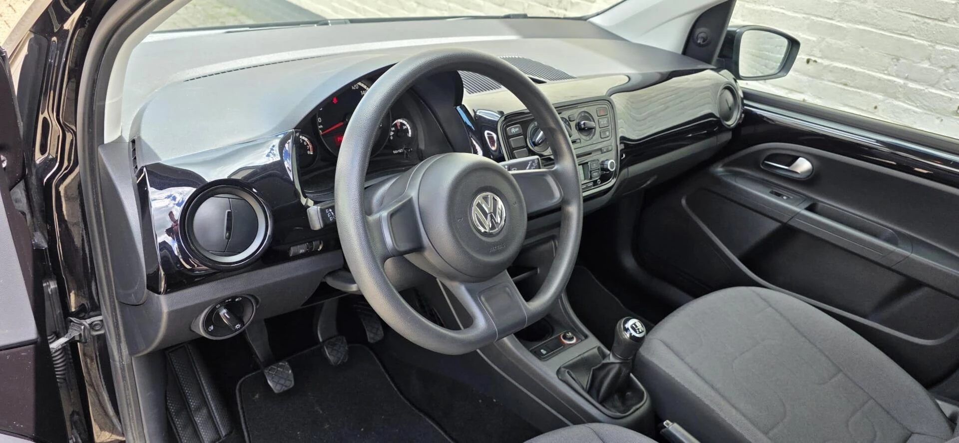 Hoofdafbeelding Volkswagen up!