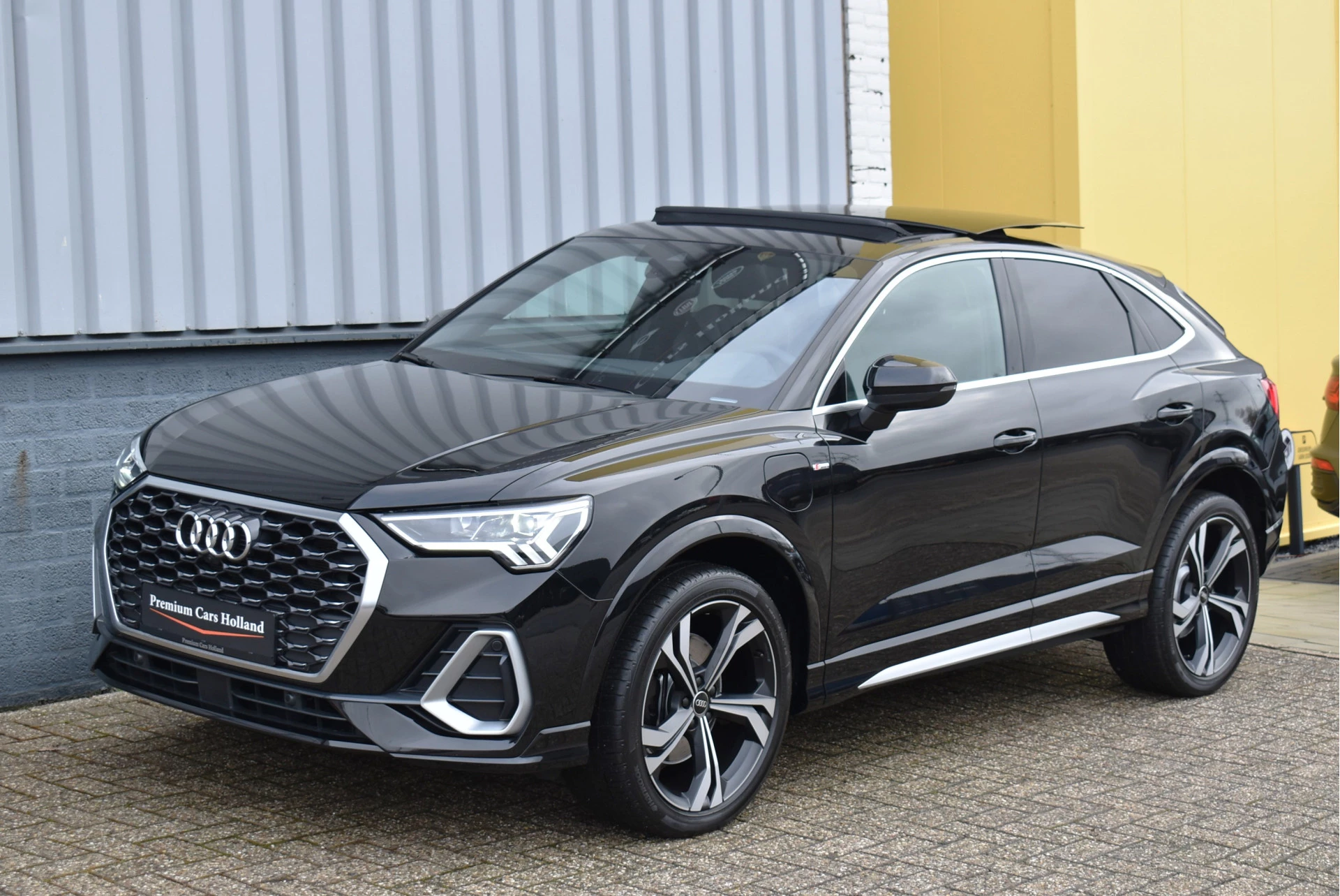 Hoofdafbeelding Audi Q3