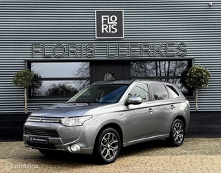 Mitsubishi Outlander 2.0 PHEV | Dakje | Zwart Leer | Xenon