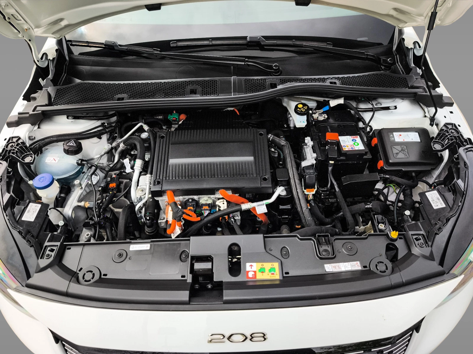 Hoofdafbeelding Peugeot e-208