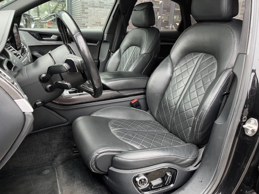Hoofdafbeelding Audi S8