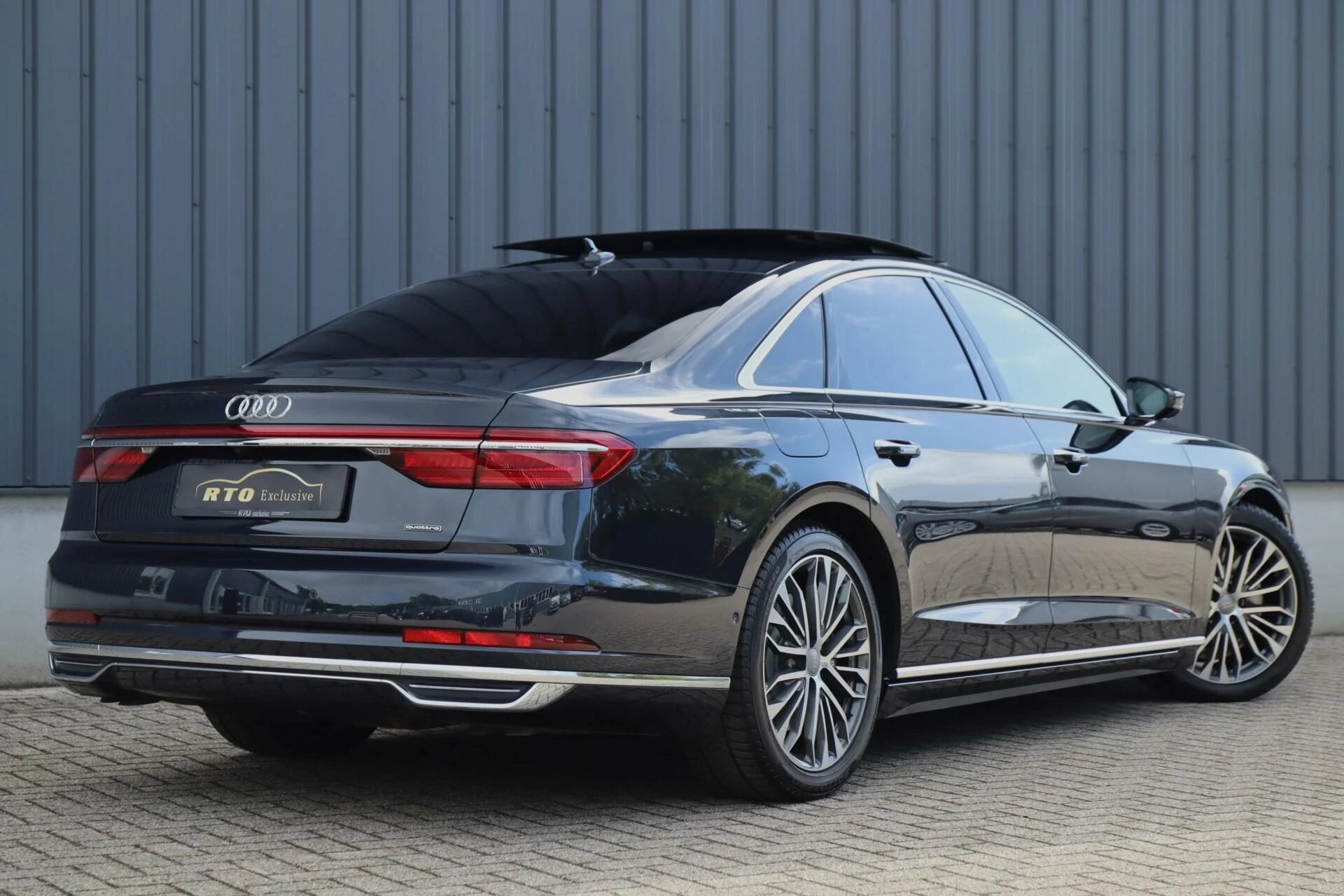 Hoofdafbeelding Audi A8