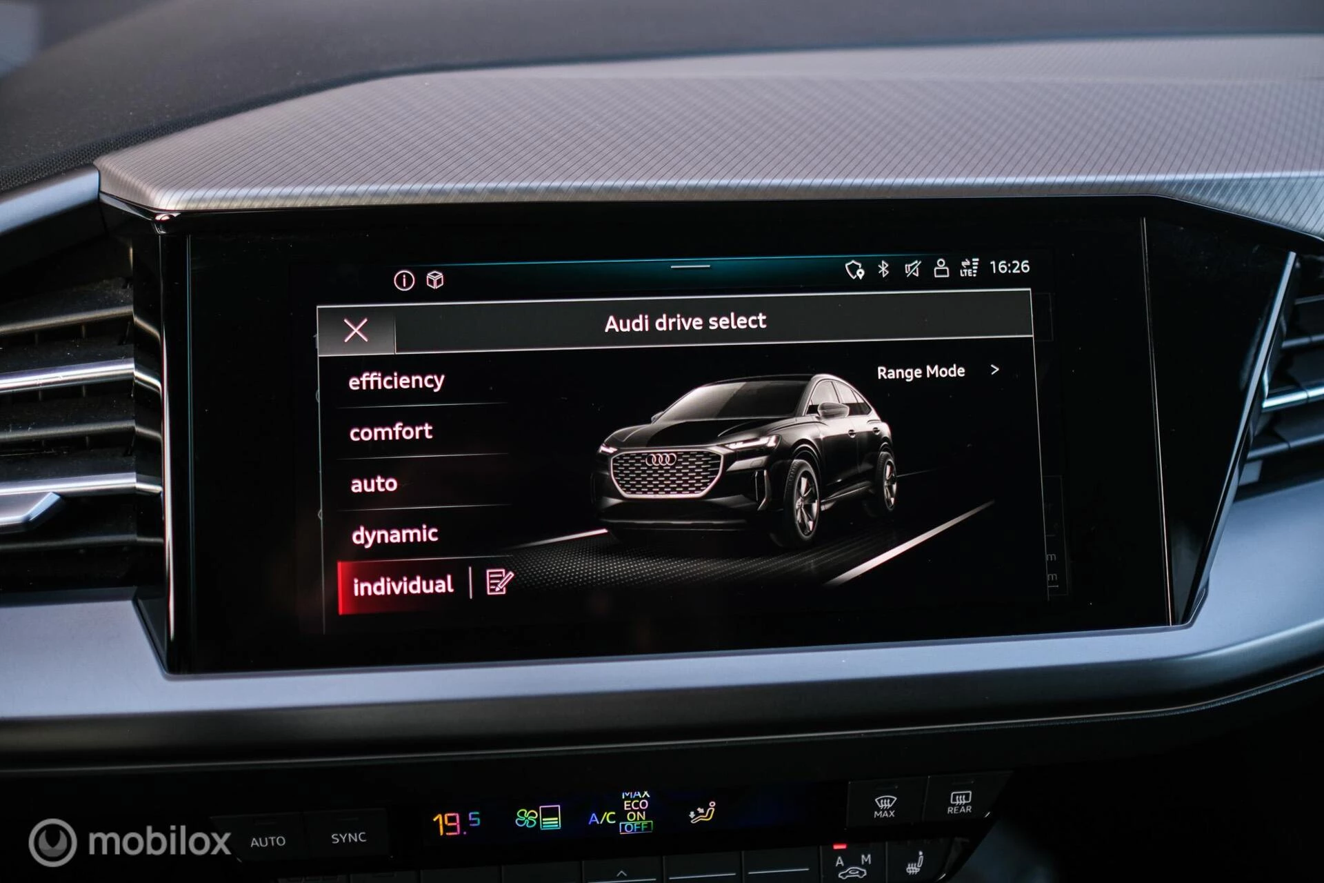 Hoofdafbeelding Audi Q4 e-tron