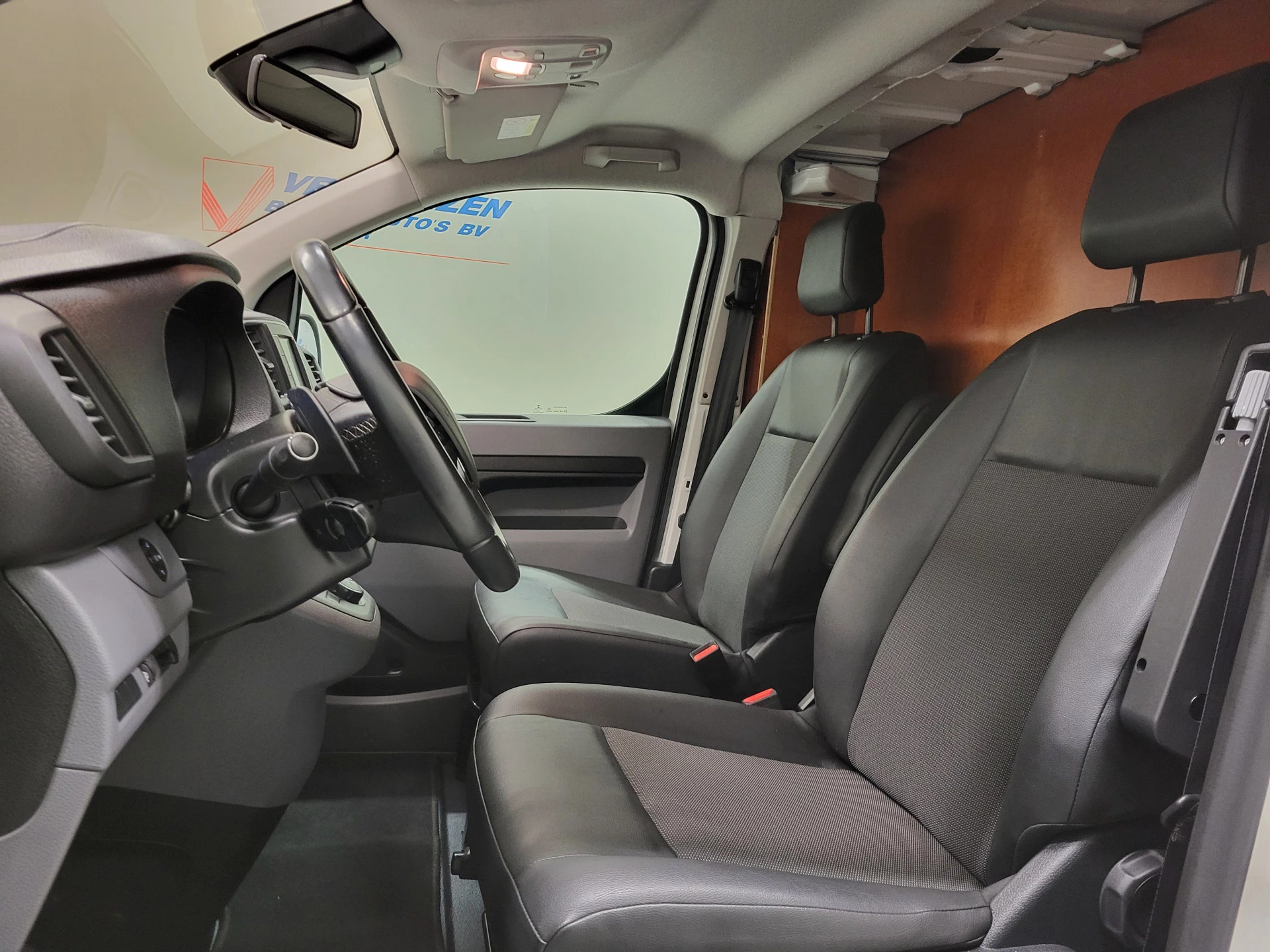 Hoofdafbeelding Peugeot Expert