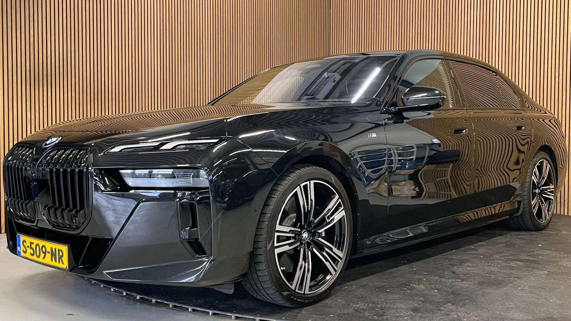 Hoofdafbeelding BMW i7