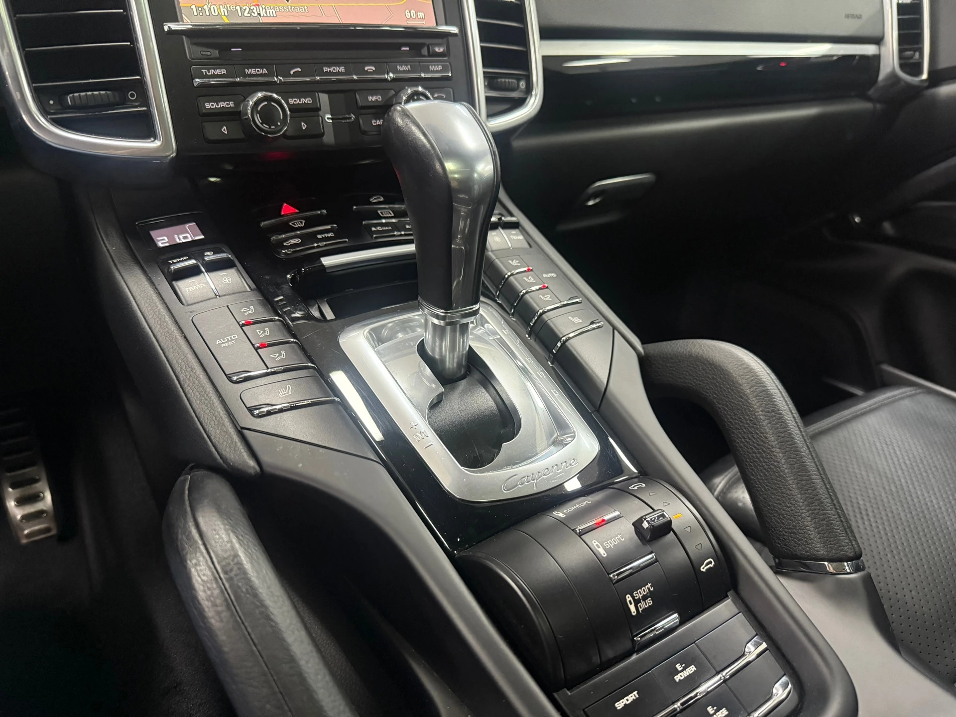 Hoofdafbeelding Porsche Cayenne