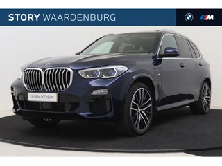 Hoofdafbeelding BMW X5 BMW X5 xDrive45e High Executive M Sport Automaat / Panoramadak / Laserlicht / Active Steering / Parking Assistant Plus / Soft Close / Adaptive Air Suspension