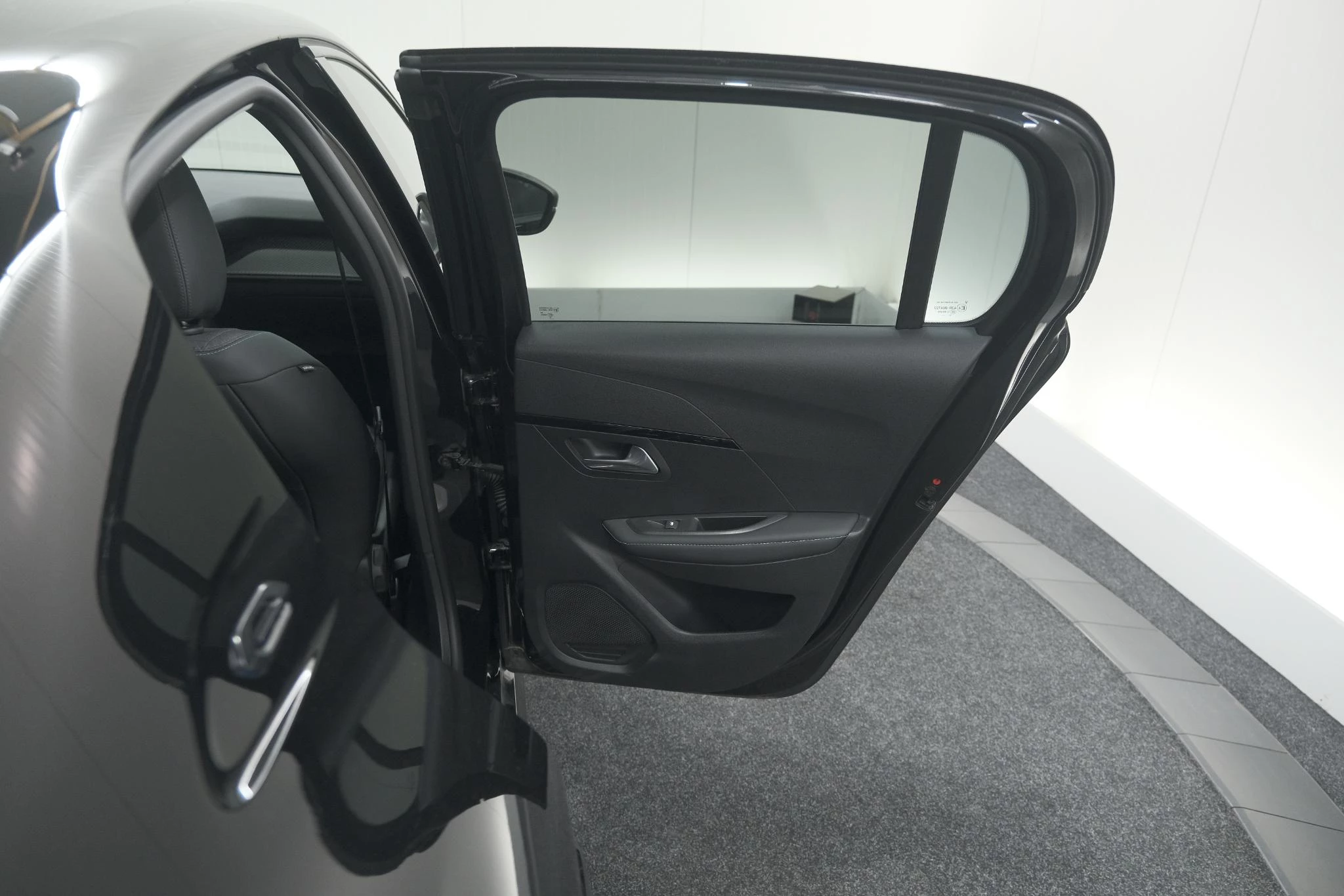 Hoofdafbeelding Peugeot e-208