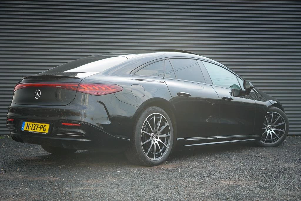 Hoofdafbeelding Mercedes-Benz EQS