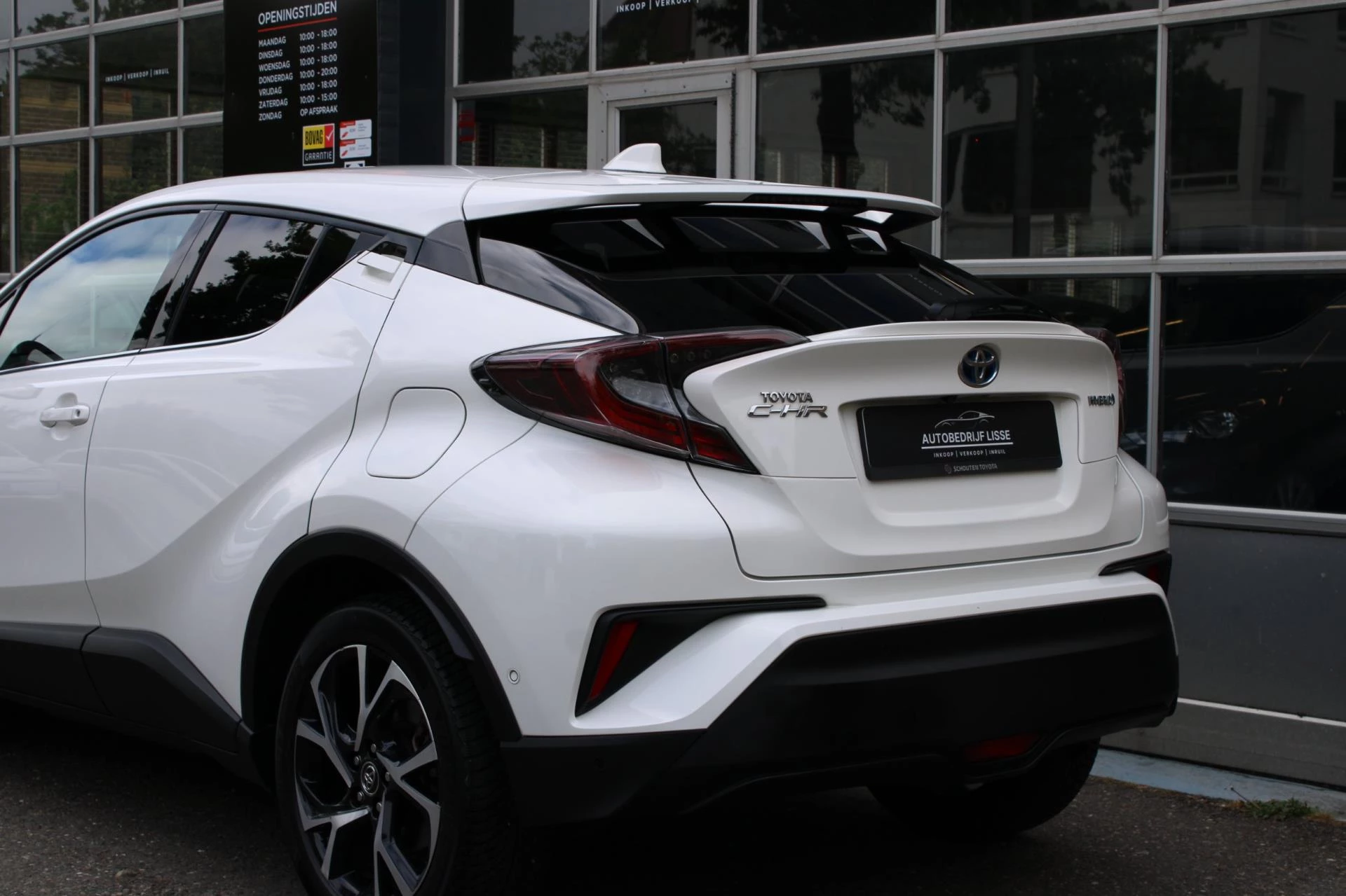 Hoofdafbeelding Toyota C-HR