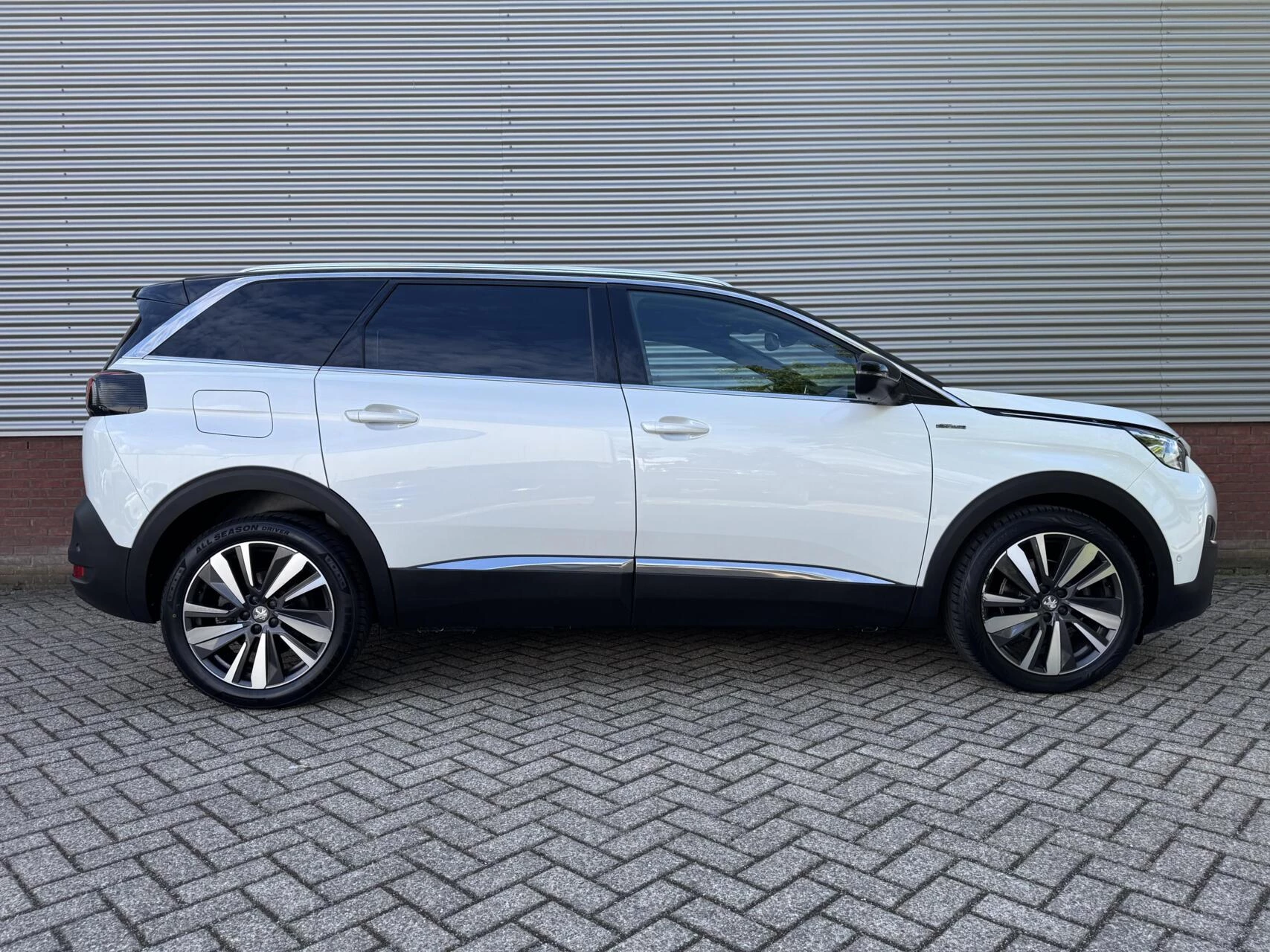 Hoofdafbeelding Peugeot 5008
