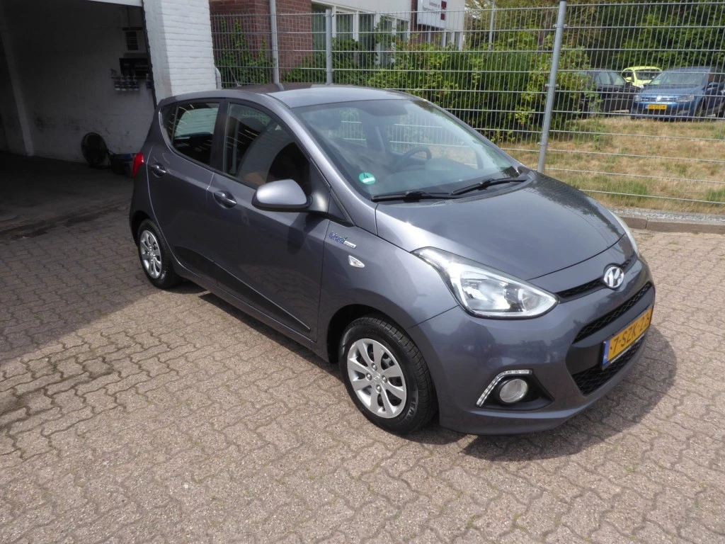 Hoofdafbeelding Hyundai i10