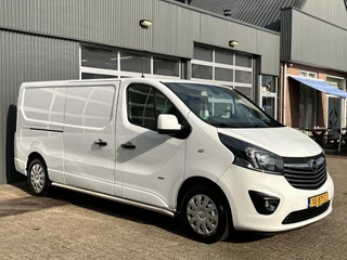 Opel Vivaro 1.6 CDTI L2H1 Airco Cruise controle Trekhaak 2000kg trekgewicht Schuifdeur Parkeerhulp achter Bluetooth telefoon voorbereiding Schuifdeur 2-Persoons 1e eigenaar Euro 5