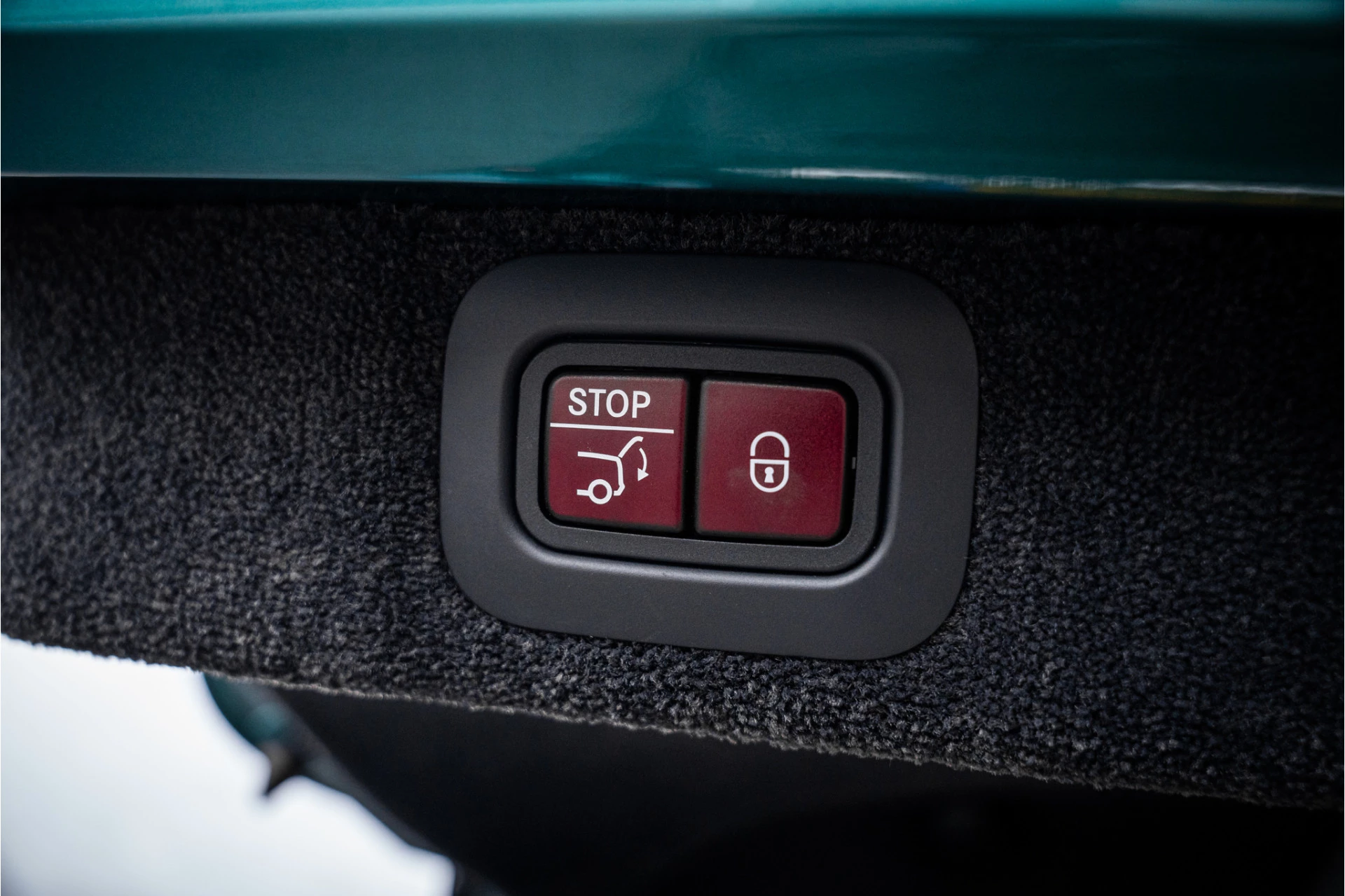 Hoofdafbeelding Aston Martin DBX