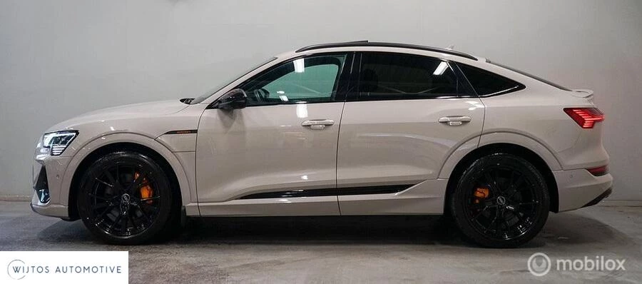 Hoofdafbeelding Audi e-tron