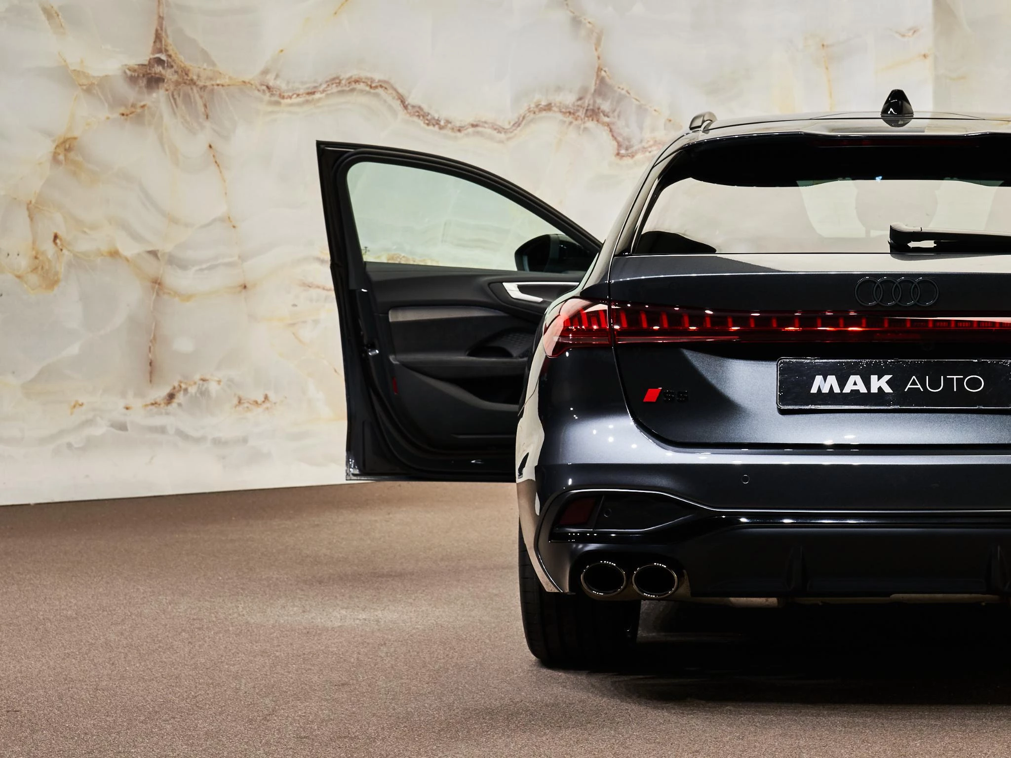 Hoofdafbeelding Audi S5