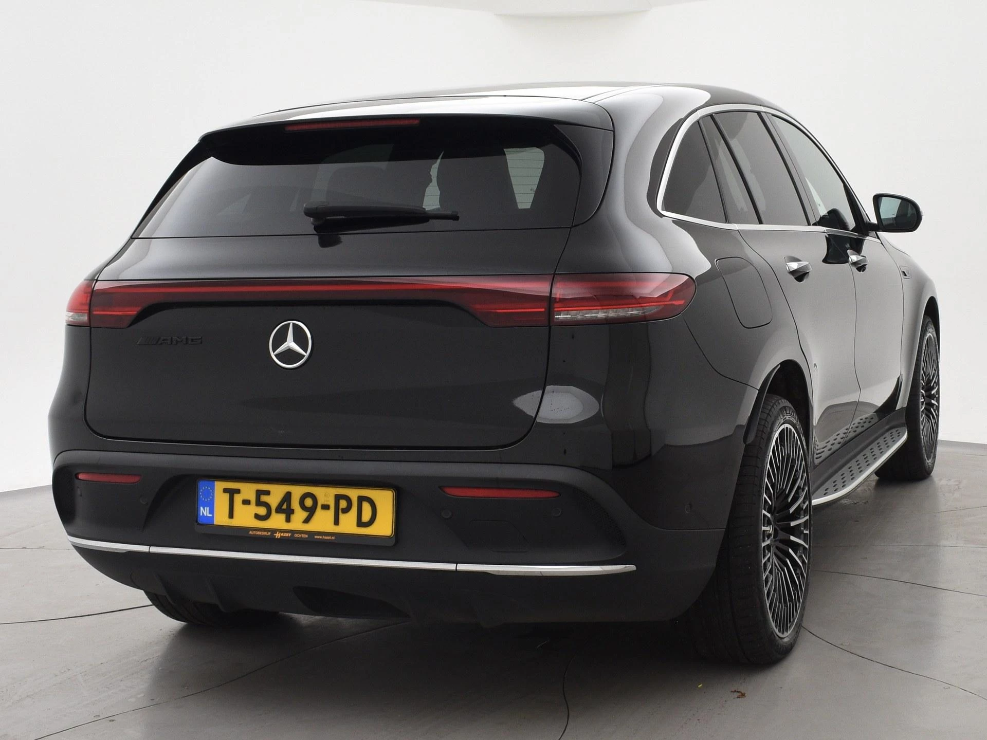 Hoofdafbeelding Mercedes-Benz EQC