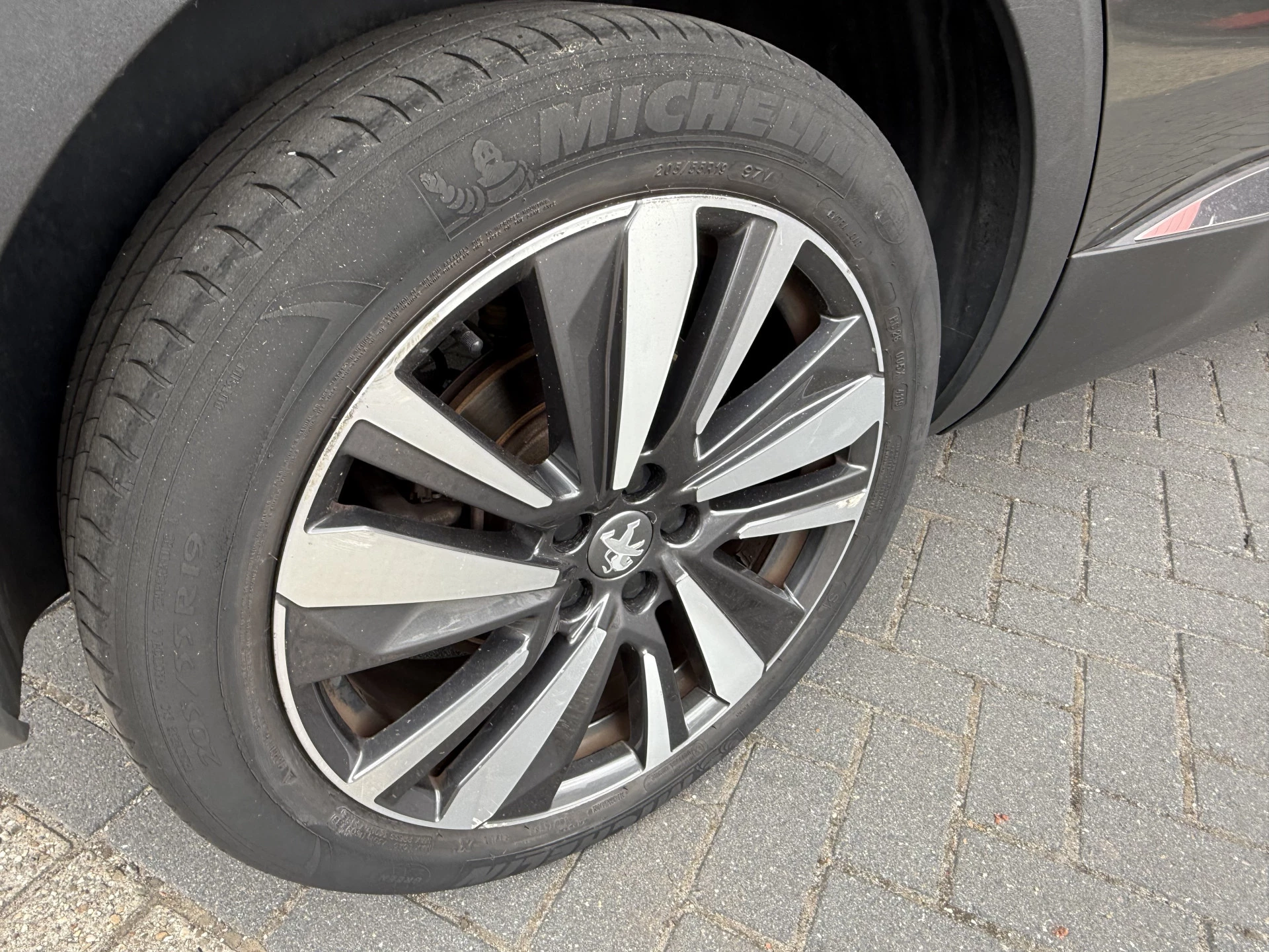 Hoofdafbeelding Peugeot 5008