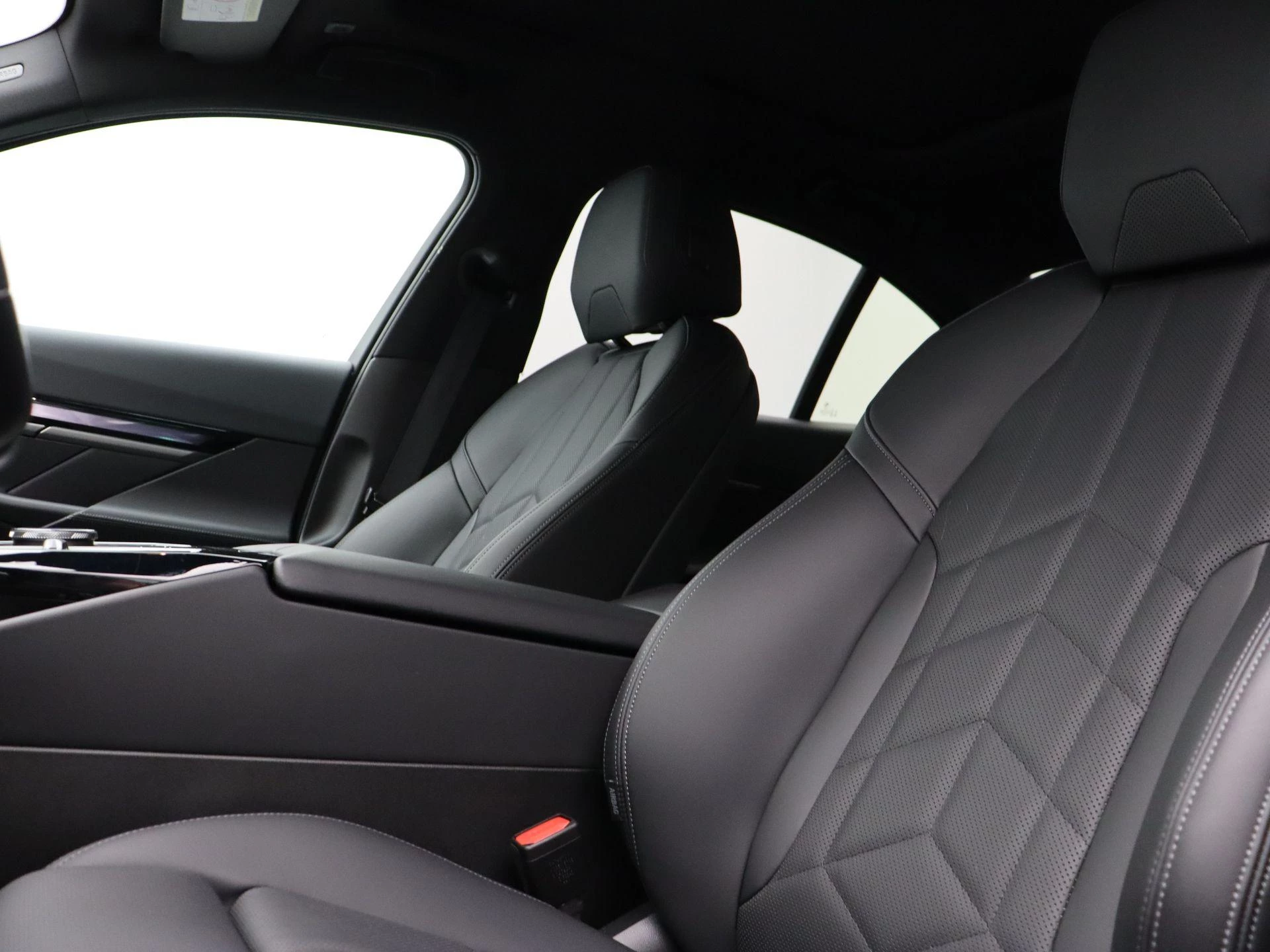 Hoofdafbeelding BMW i5