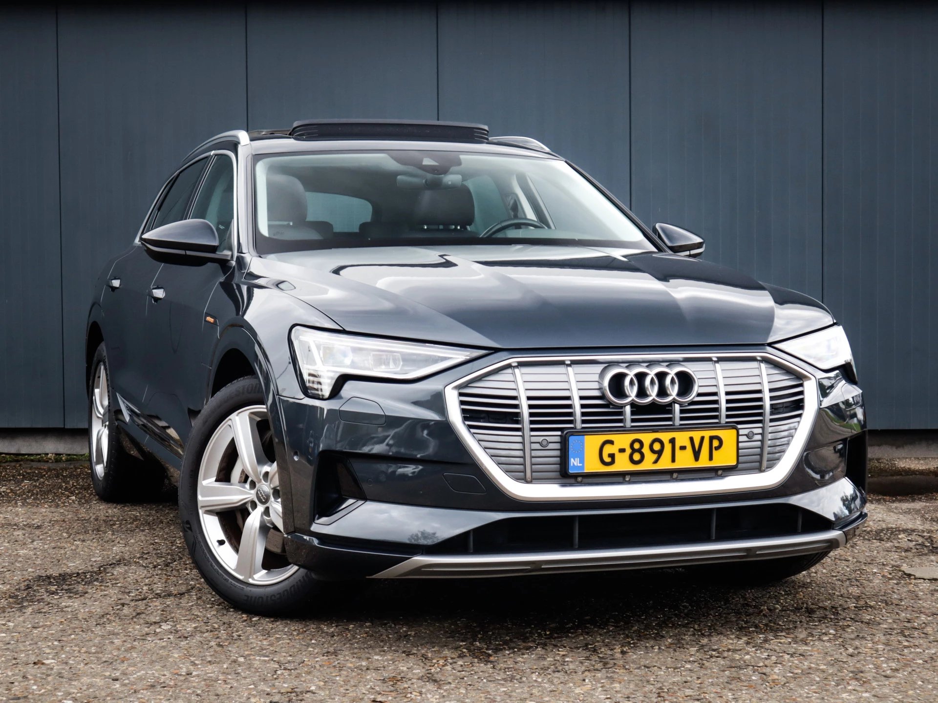 Hoofdafbeelding Audi e-tron