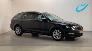 Skoda Octavia Combi 1.0 TSI Greentech Business Edition Leder-Stof Navigatie Stoelverwarming DAB+