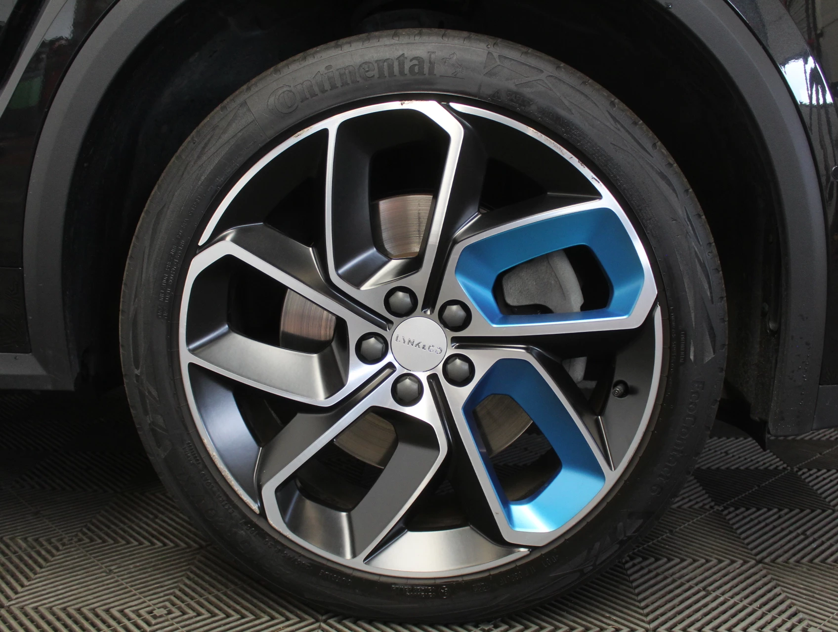 Hoofdafbeelding Lynk & Co 01