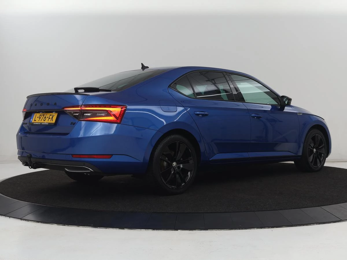 Hoofdafbeelding Škoda Superb