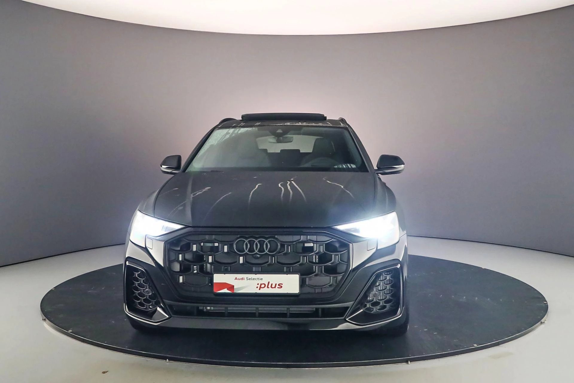 Hoofdafbeelding Audi Q8