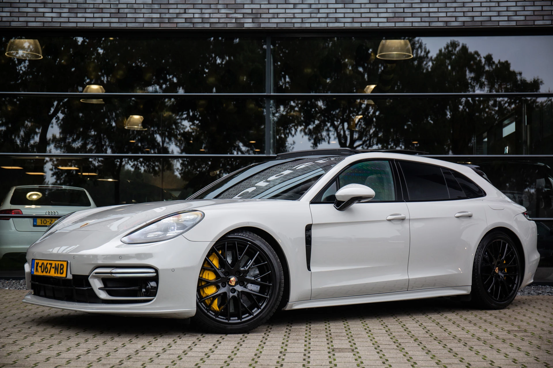 Hoofdafbeelding Porsche Panamera