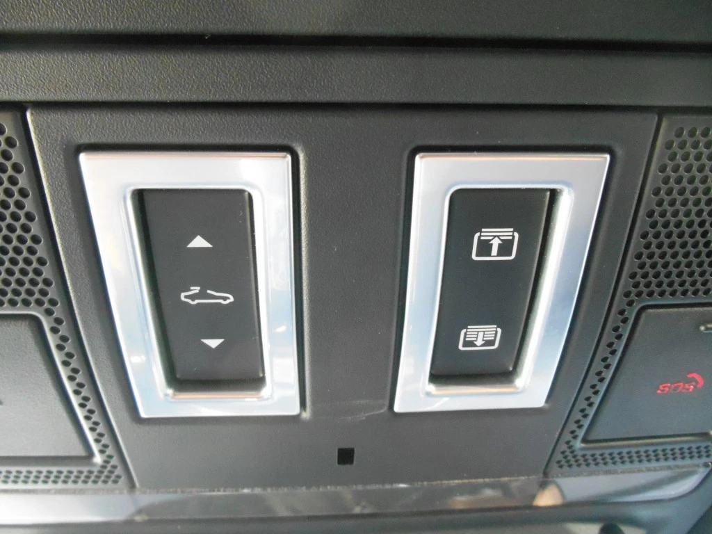 Hoofdafbeelding Jaguar XE