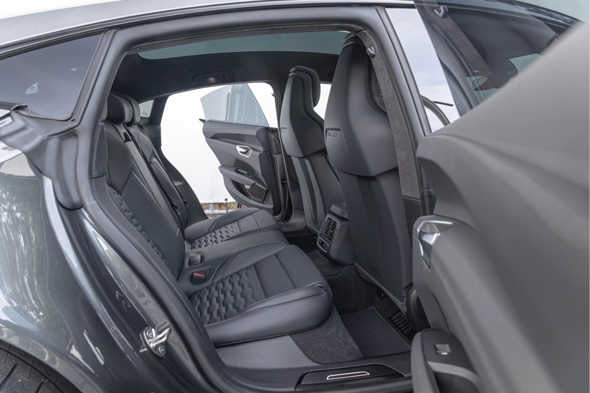 Hoofdafbeelding Audi e-tron GT