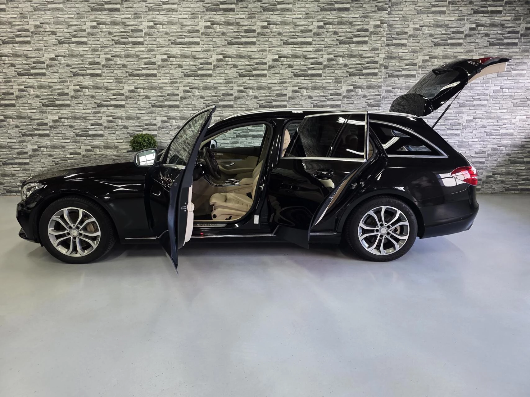 Hoofdafbeelding Mercedes-Benz C-Klasse