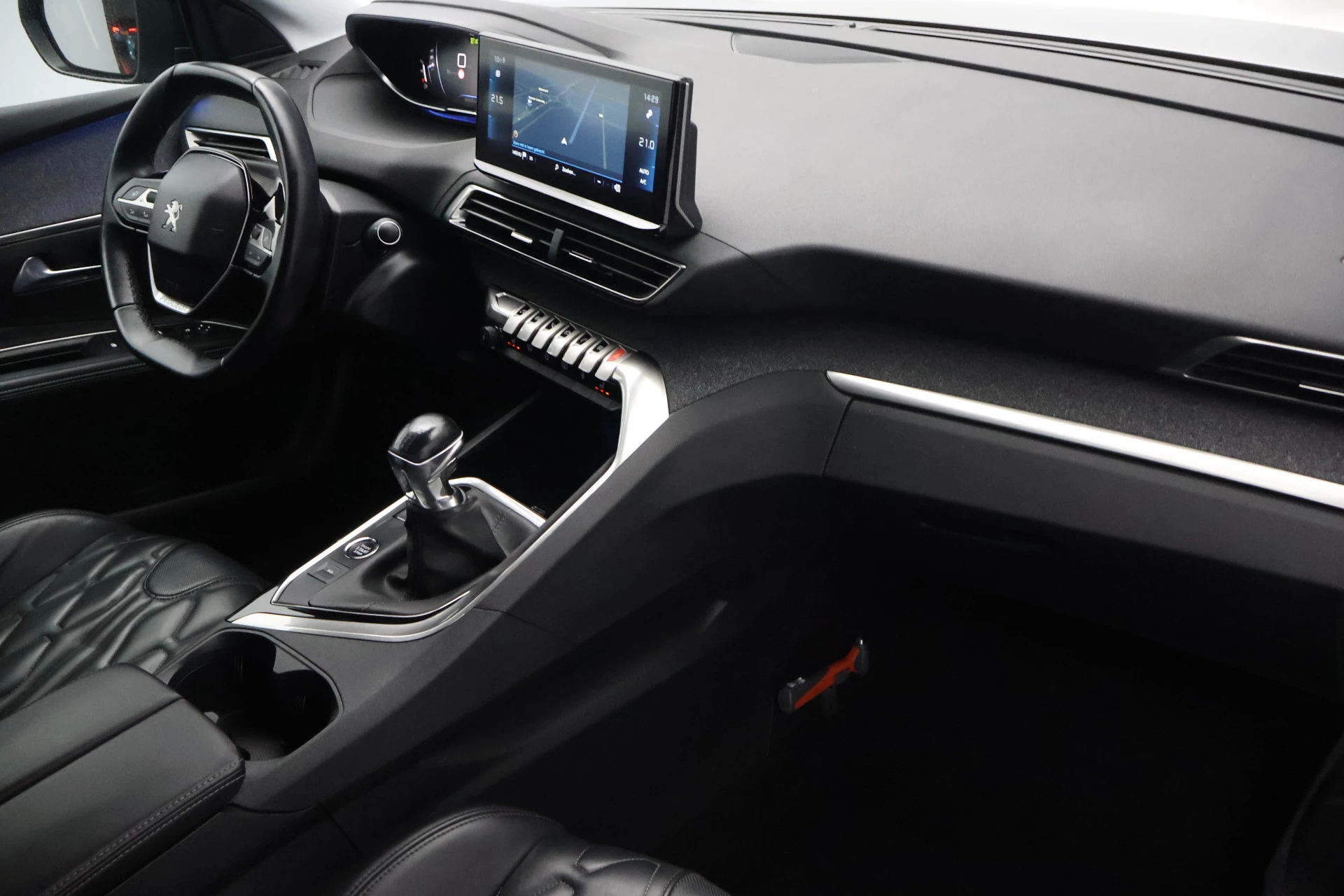 Hoofdafbeelding Peugeot 5008