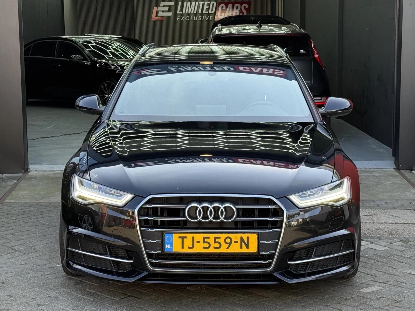 Hoofdafbeelding Audi A6