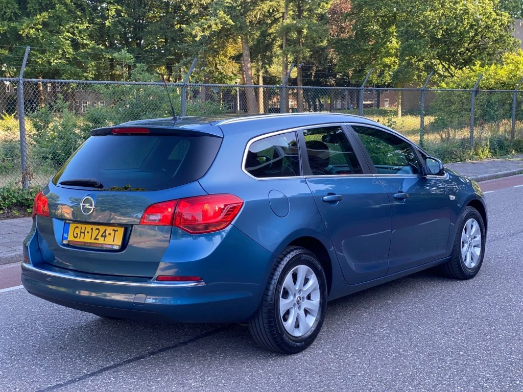 Hoofdafbeelding Opel Astra