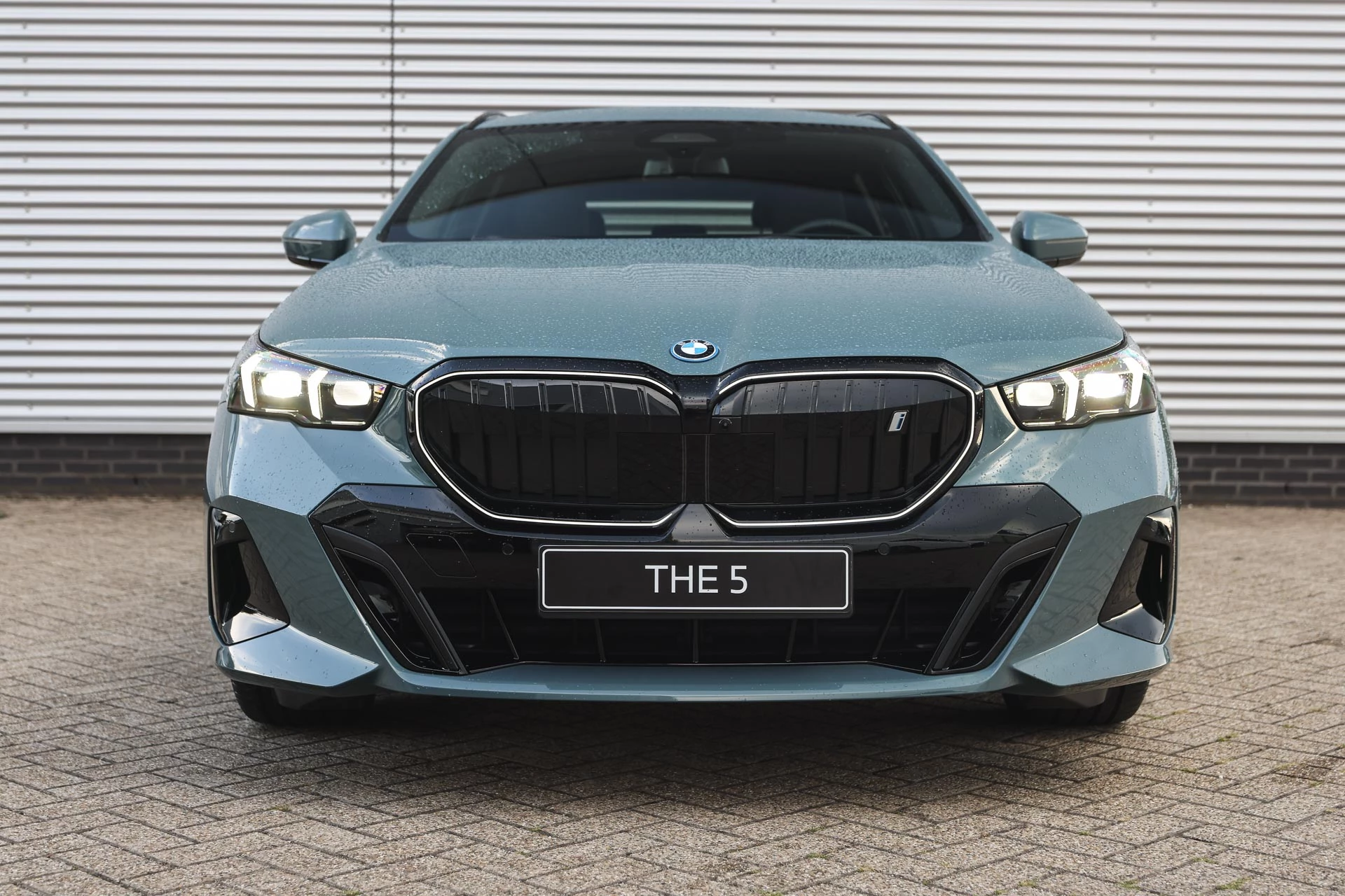 Hoofdafbeelding BMW i5