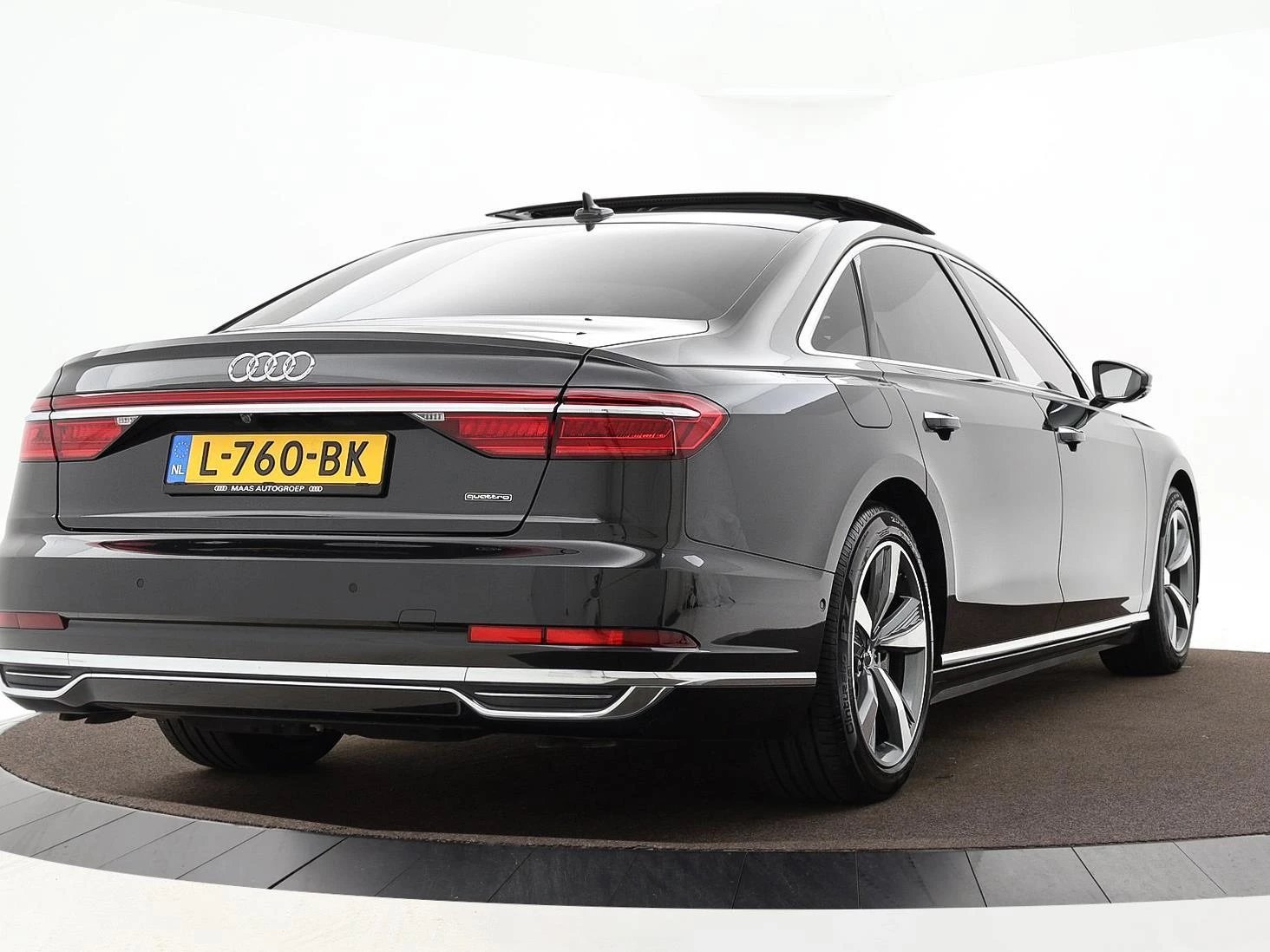 Hoofdafbeelding Audi A8