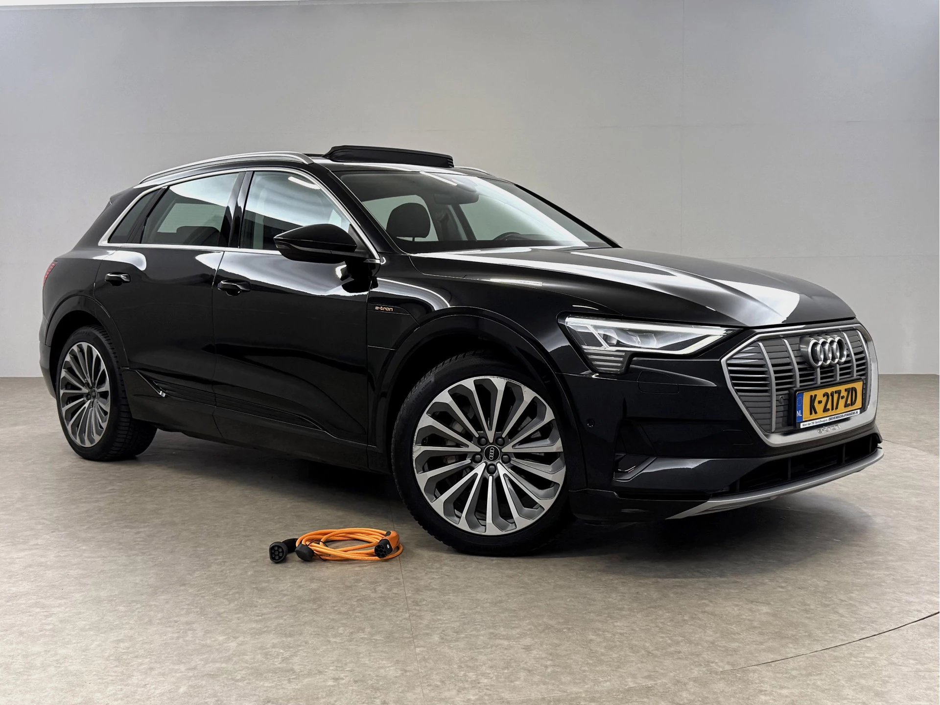 Hoofdafbeelding Audi e-tron