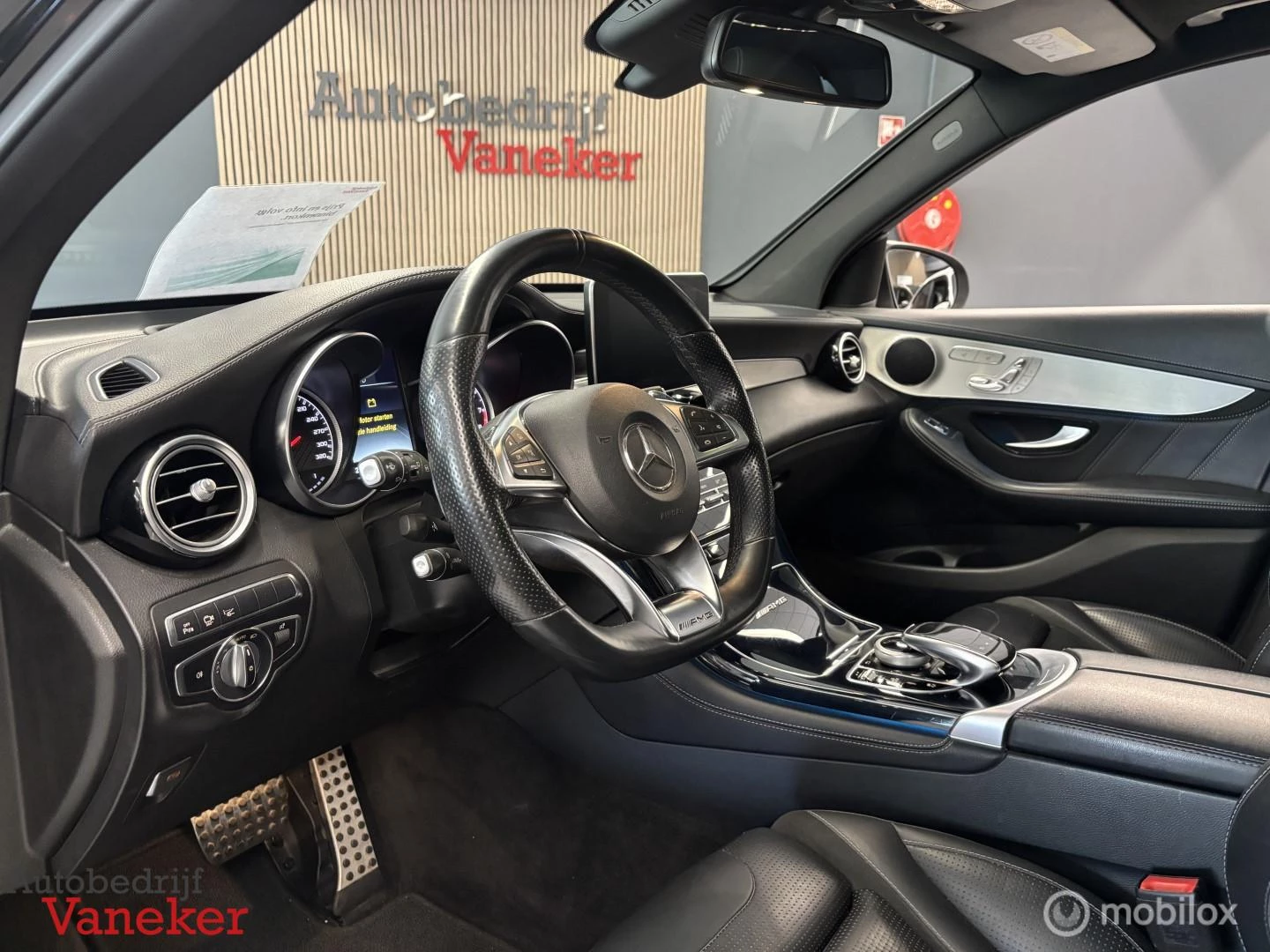 Hoofdafbeelding Mercedes-Benz GLC