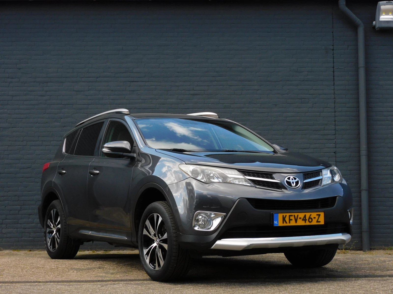 Hoofdafbeelding Toyota RAV4