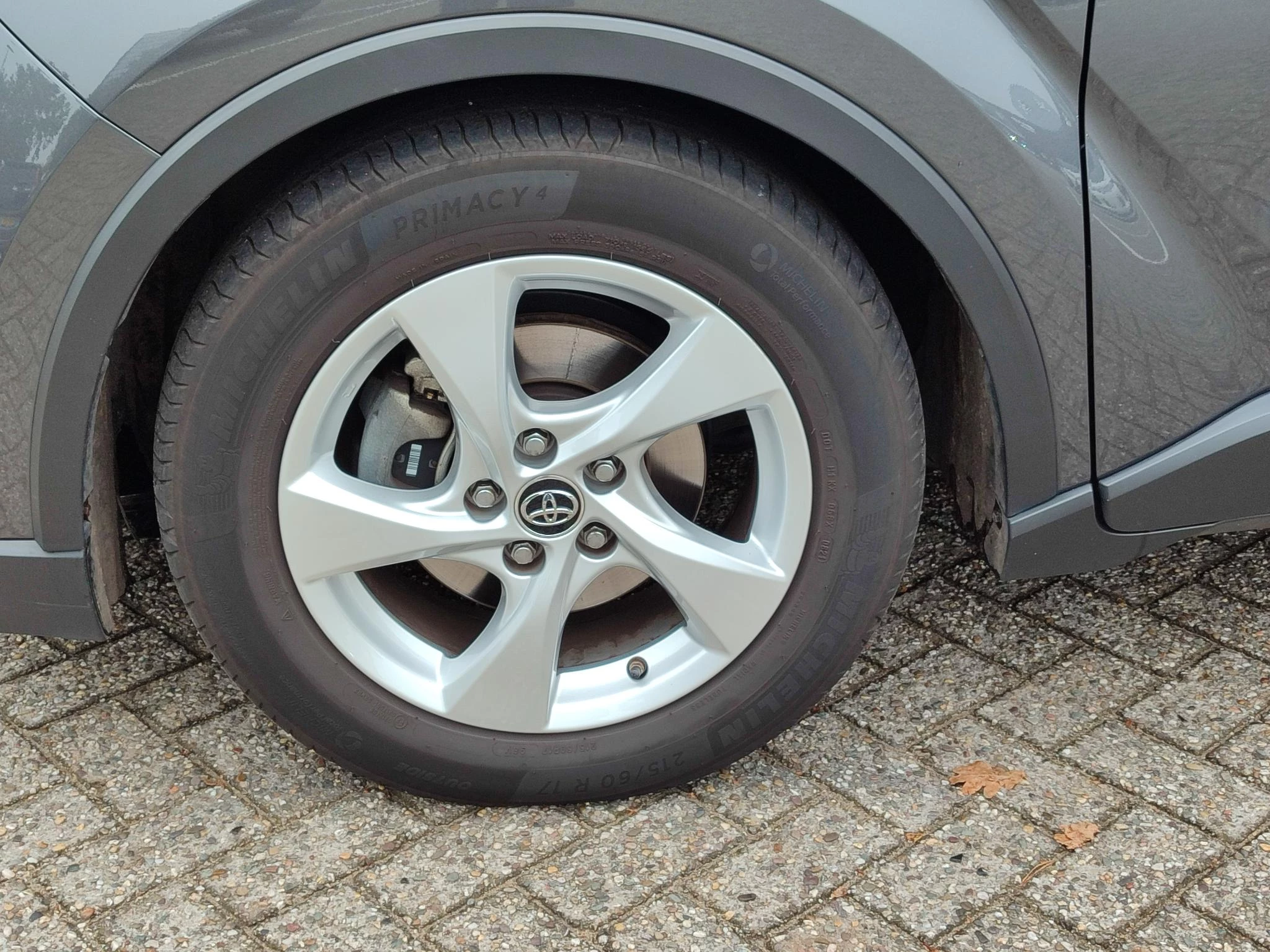 Hoofdafbeelding Toyota C-HR