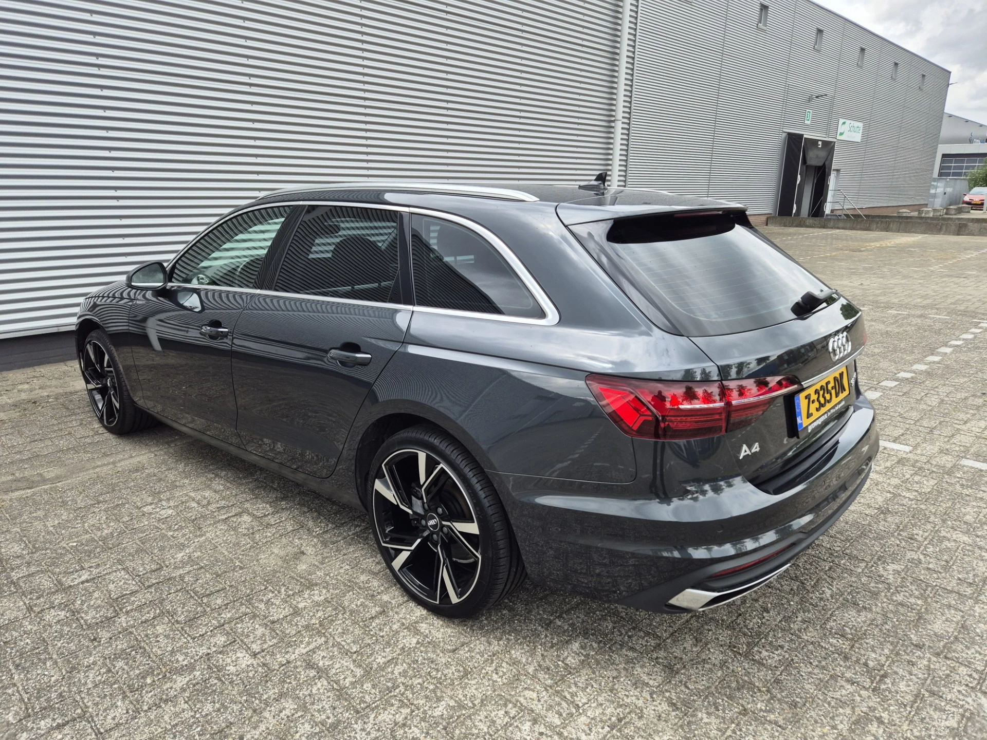 Hoofdafbeelding Audi A4