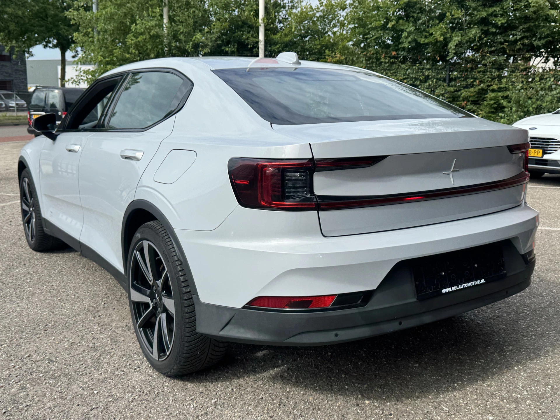 Hoofdafbeelding Polestar 2