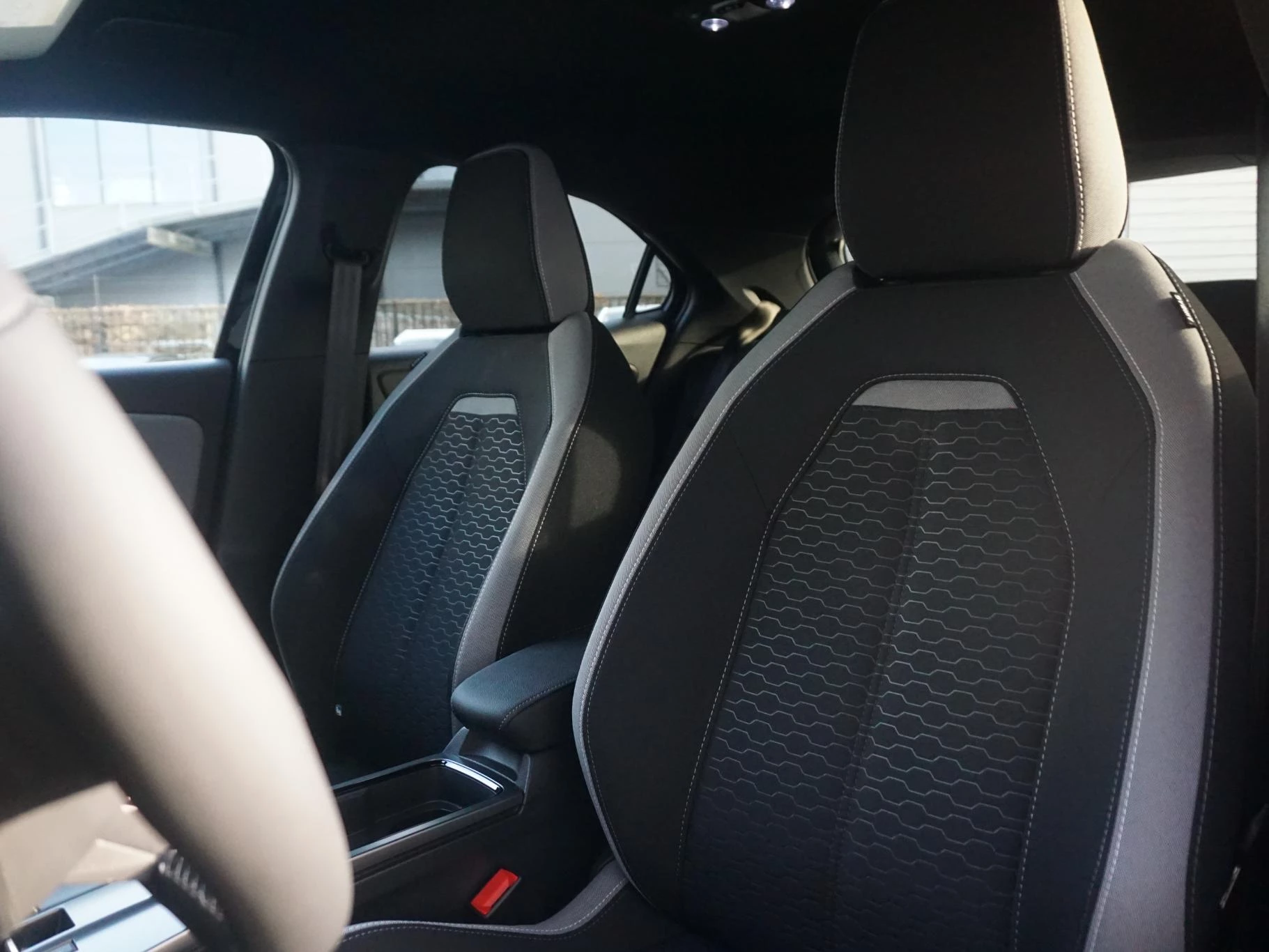 Hoofdafbeelding Opel Mokka-e