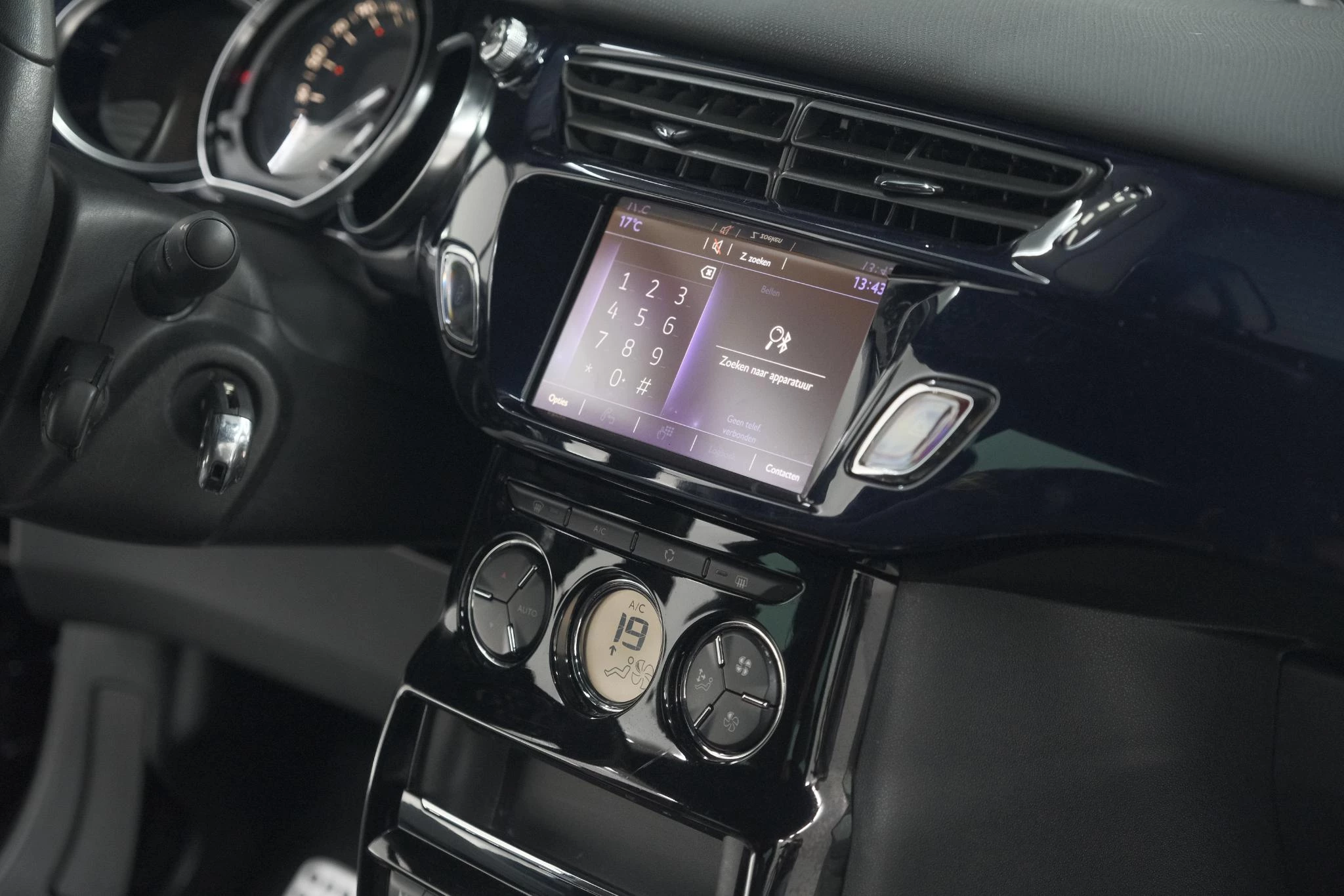 Hoofdafbeelding DS DS 3